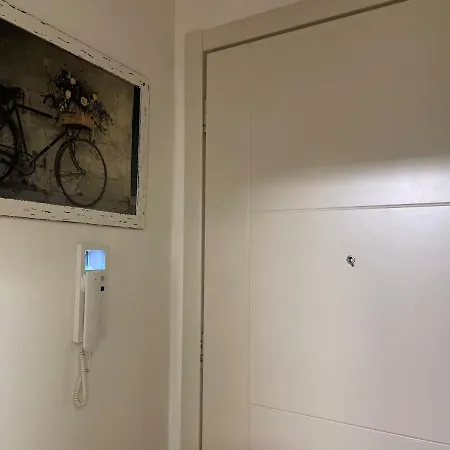 Teatar Apartman Hotel *